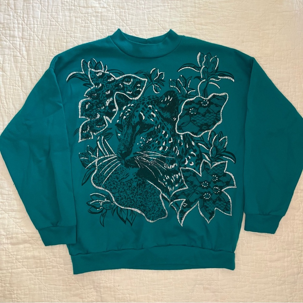 Kicks Women’s Crew Neck Sweater 1980s Vintage Size L USA Long Sleeve